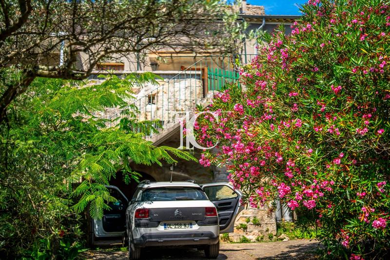 Maison - 85 m² - 5 pièces