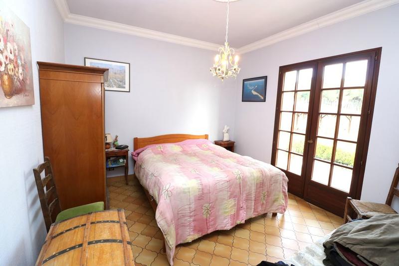 Pavillon - 190 m² - 7 pièces