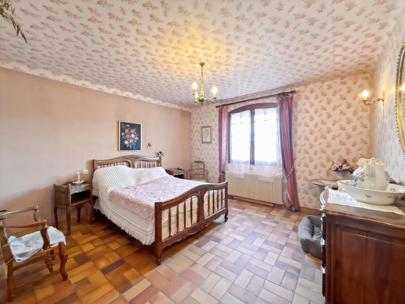 Maison - 128 m² - 4 pièces