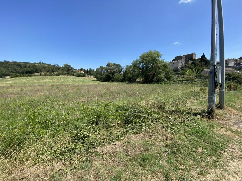 Terrain constructible - 1 418 m²