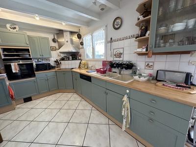 Maison - 123 m² - 6 pièces