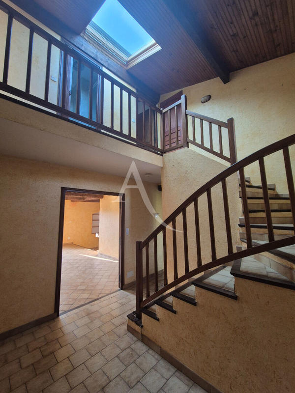 Maison - 170 m² - 6 pièces