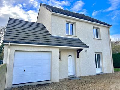 Maison - 91 m² - 5 pièces