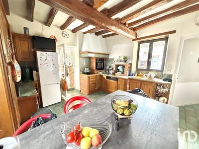 Maison - 180 m² - 8 pièces