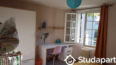 Chambre - 11 m² - 1 pièce