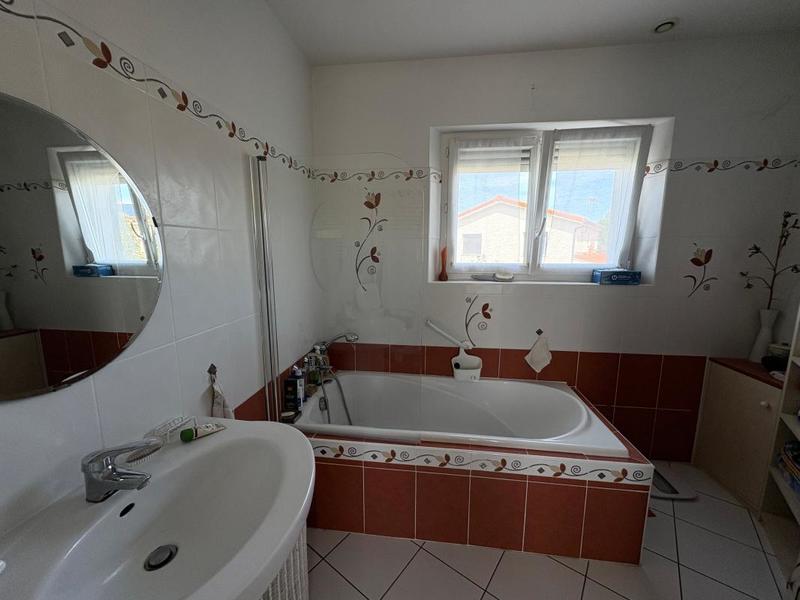 Maison - 160 m² - 4 pièces