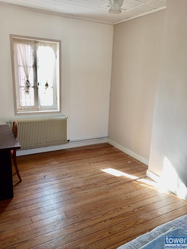 Maison de village - 120 m² - 1 pièce