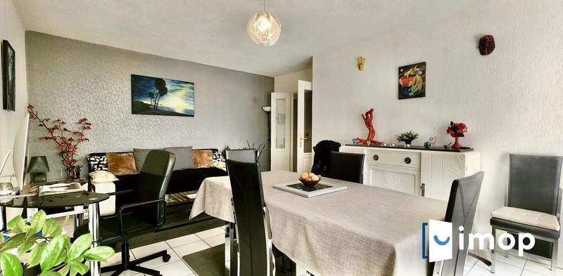 Appartement - 74 m² - 3 pièces