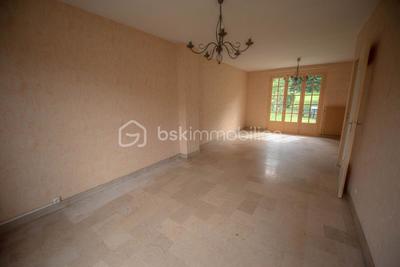 Maison - 94 m² - 4 pièces