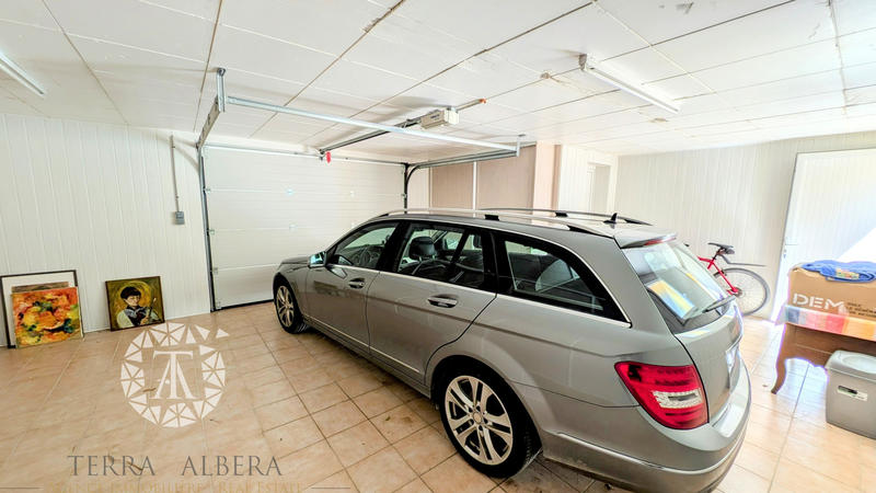 Villa - 220 m² - 7 pièces