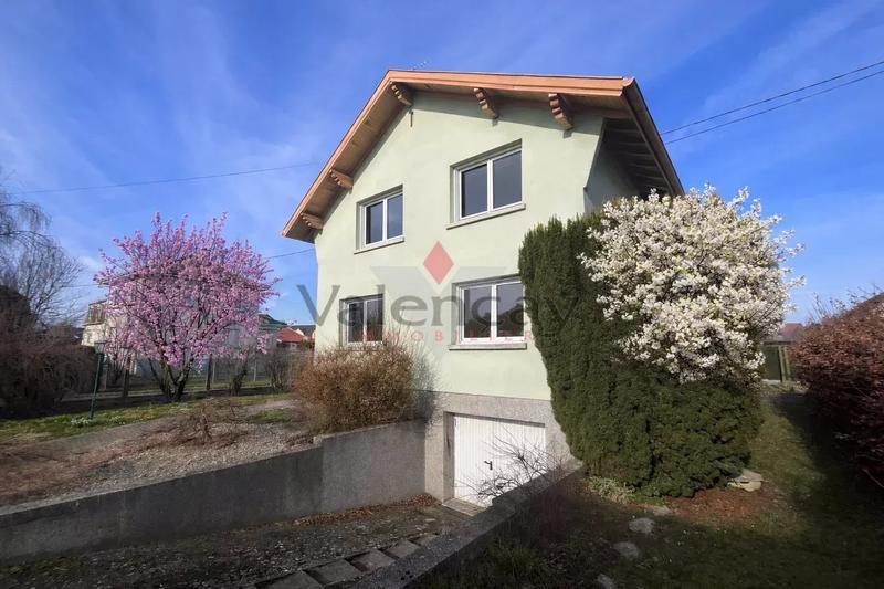 Maison - 146 m² - 7 pièces