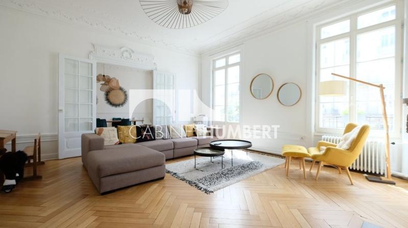 Appartement - 176 m² - 6 pièces