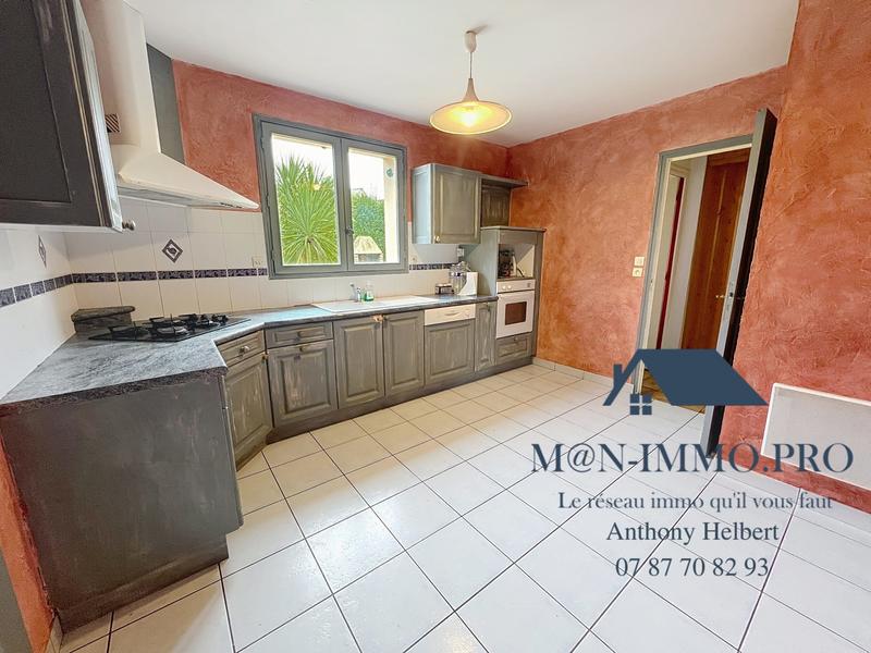 Maison traditionnelle - 99 m² - 6 pièces