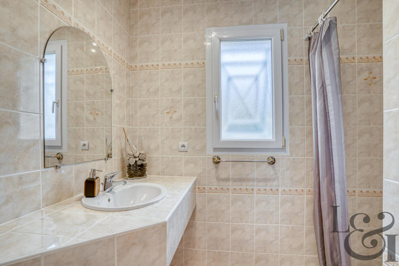 Maison - 145 m² - 4 pièces