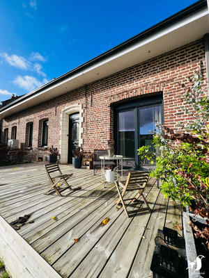 Maison - 180 m² - 5 pièces