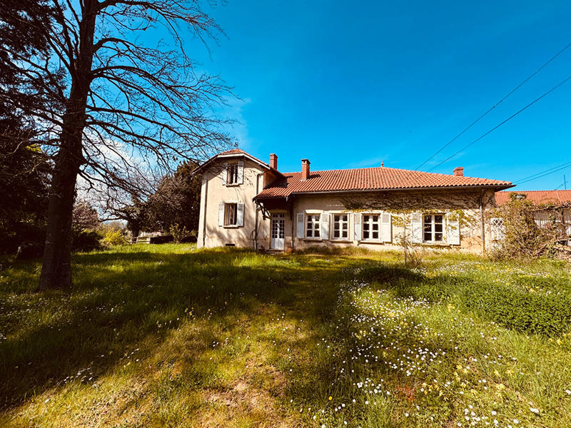 Maison - 451 m² - 10 pièces