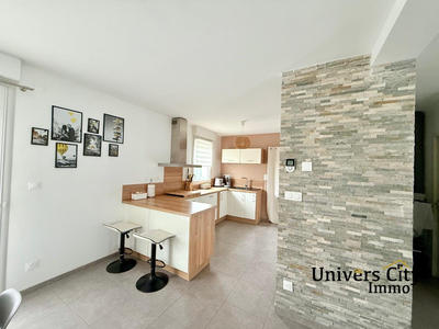 Maison - 103 m² - 6 pièces