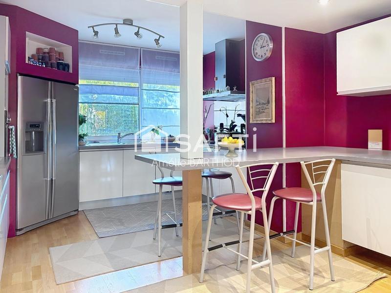 Appartement - 100 m² - 5 pièces