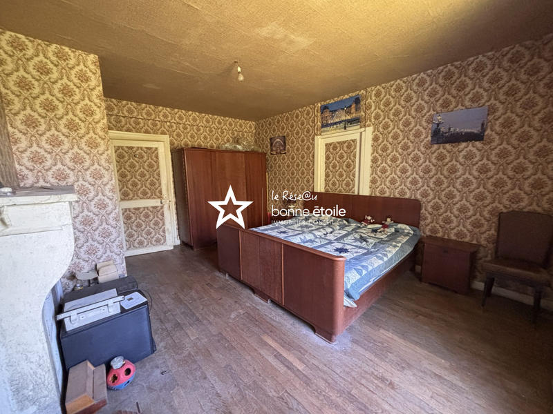 Maison - 330 m² - 14 pièces