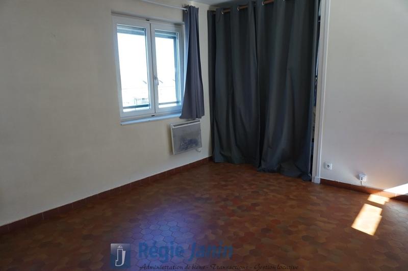 Studio - 33 m² - 1 pièce