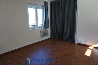 Studio - 33 m² - 1 pièce