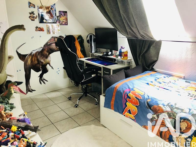 Maison - 99 m² - 5 pièces