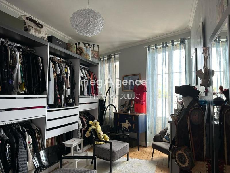 Maison - 189 m² - 7 pièces