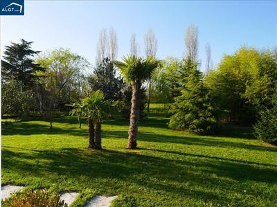 Villa - 180 m² - 6 pièces