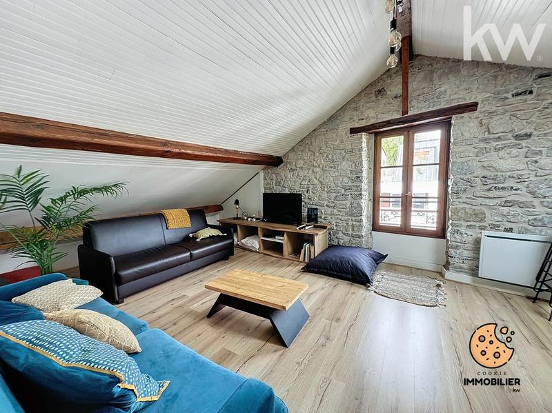 Appartement - 77 m² - 3 pièces