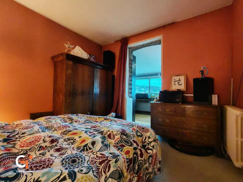 Maison - 134 m² - 8 pièces