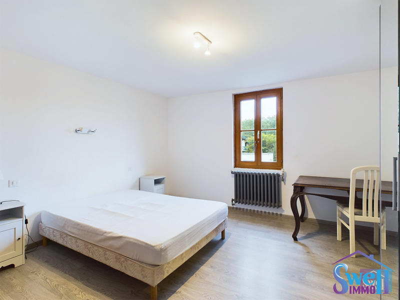 Maison - 170 m² - 8 pièces