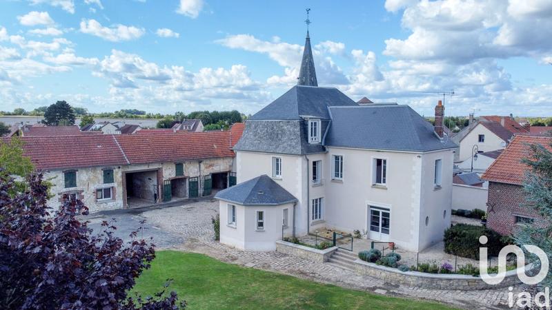 Maison - 320 m² - 10 pièces