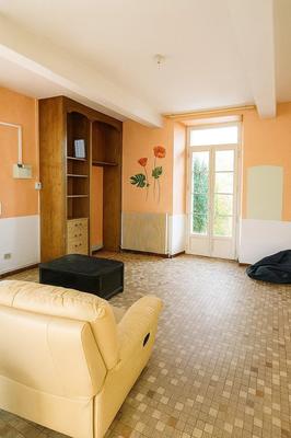 Maison - 180 m² - 6 pièces