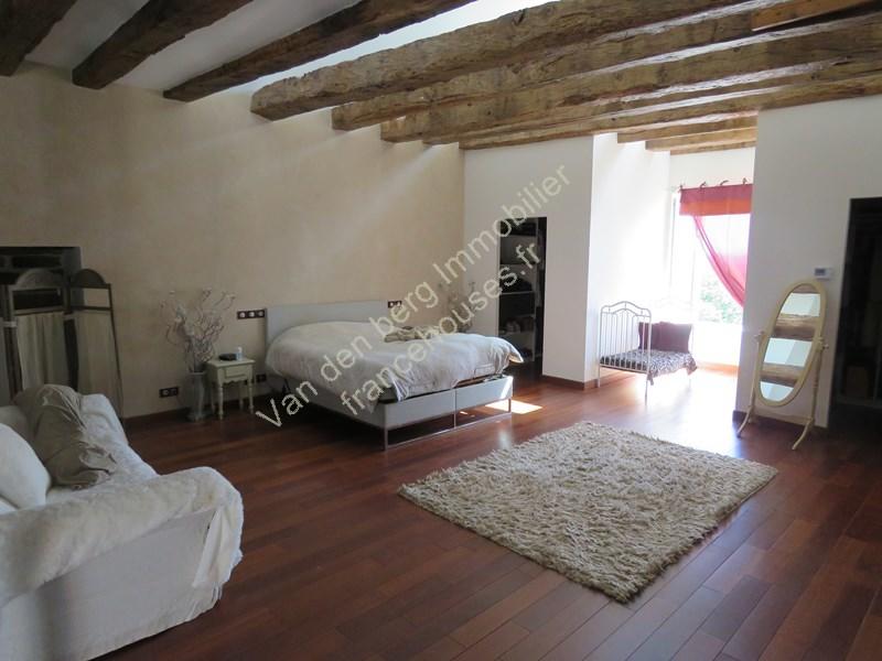 Demeure - 485 m² - 7 pièces