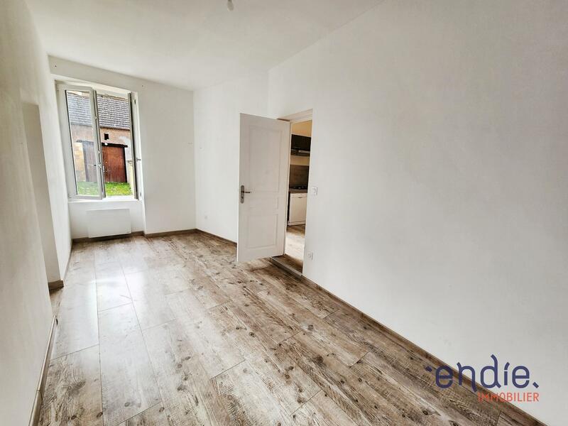 Maison - 181 m² - 6 pièces