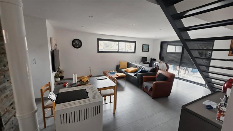 Maison - 131 m² - 6 pièces