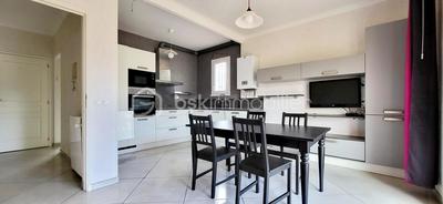 Maison - 132 m² - 6 pièces