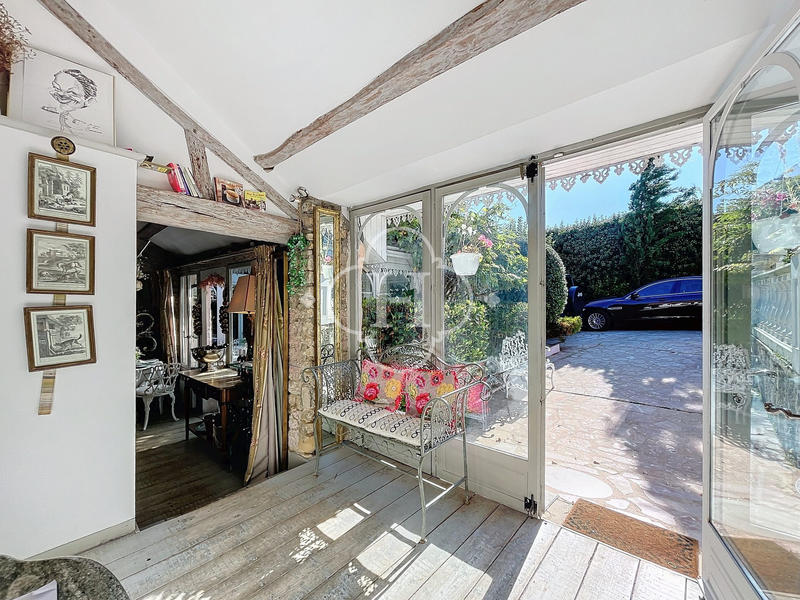 Maison ancienne - 316 m² - 8 pièces