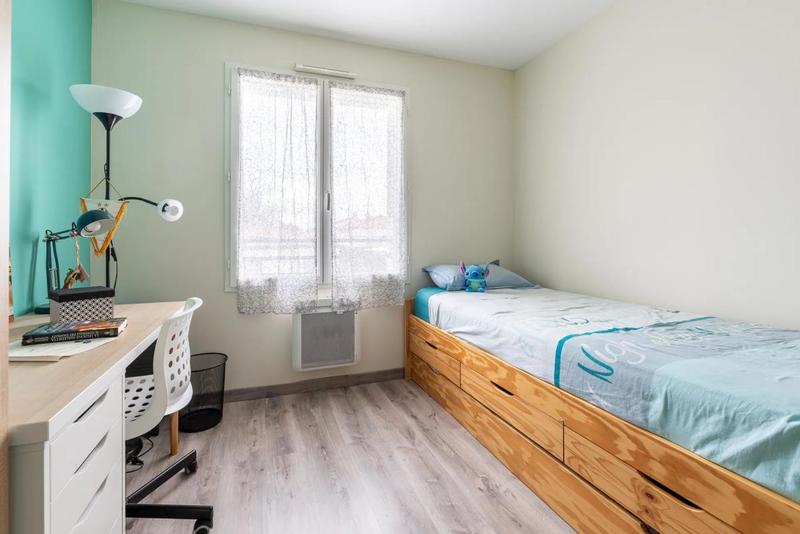 Appartement - 93 m² - 4 pièces