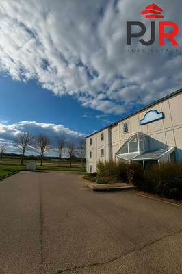 Local commercial - 900 m²