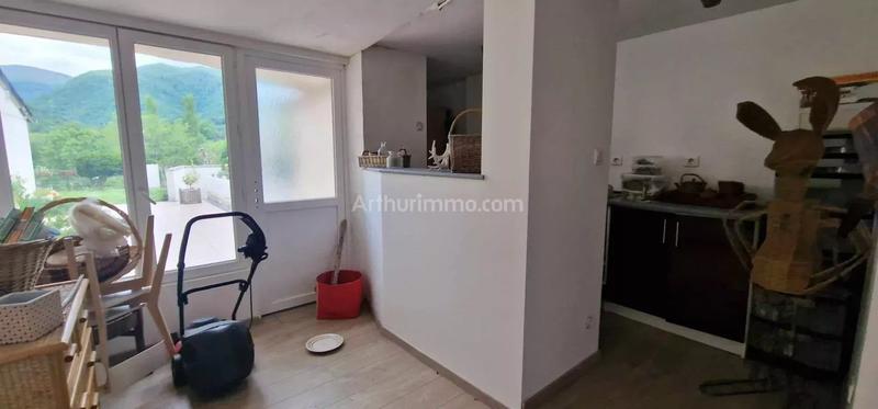 Maison - 232 m² - 10 pièces