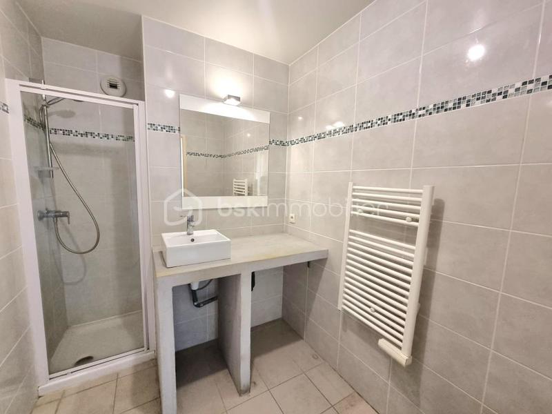 Studio - 28 m² - 1 pièce