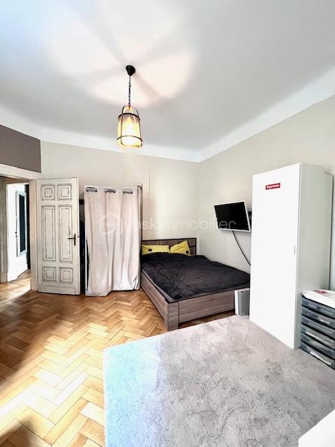 Appartement - 129 m² - 6 pièces