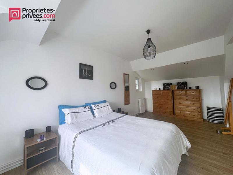 Maison - 197 m² - 5 pièces