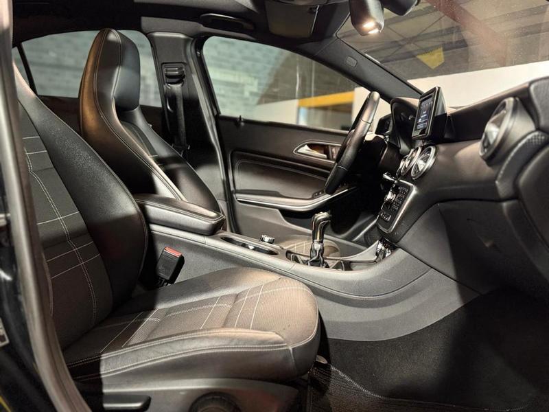 Mercedes Classe a (W176) 200 Sensation 156ch Toit ouvrant, Sièges chauffants, Attelage