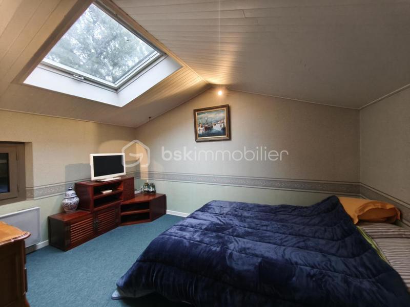 Propriété - 190 m² - 8 pièces