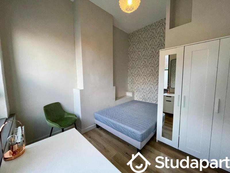 Chambre - 10 m² - 1 pièce