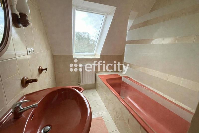 Maison - 120 m² - 7 pièces