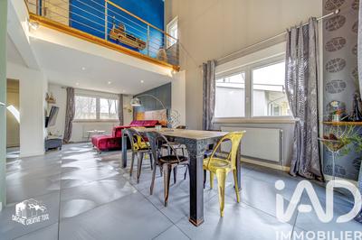 Maison - 102 m² - 5 pièces
