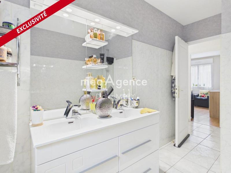 Pavillon - 99 m² - 4 pièces